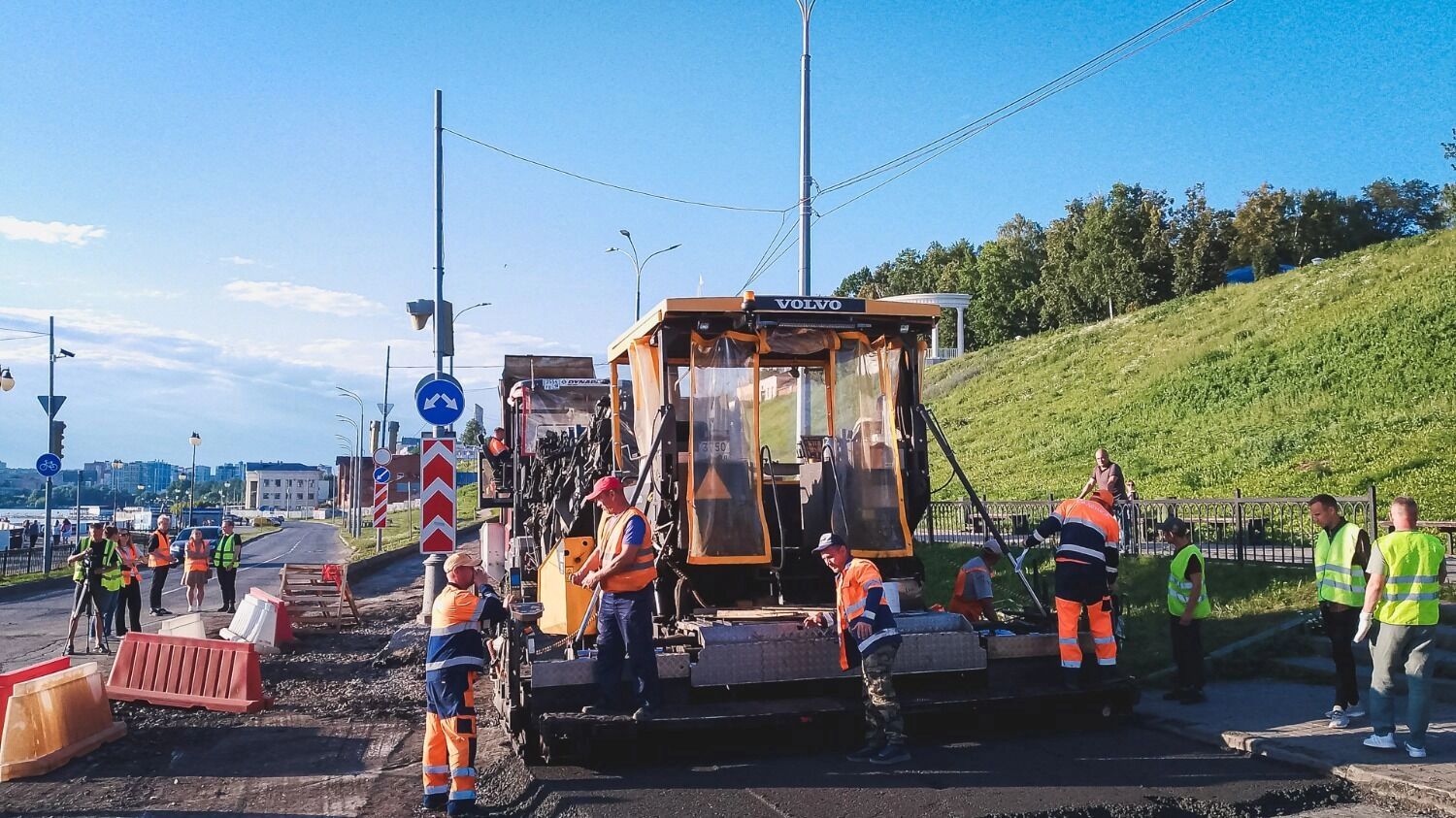 Найти семь триллионов за 10 дней. Правительство перекроило трехлетний бюджет России
