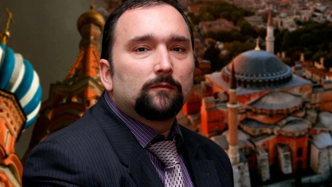 Политолог, заведующий отделом по взаимодействию с Русской Православной Церковью Института стран СНГ, глава Ассоциации православных экспертов Кирилл Фролов