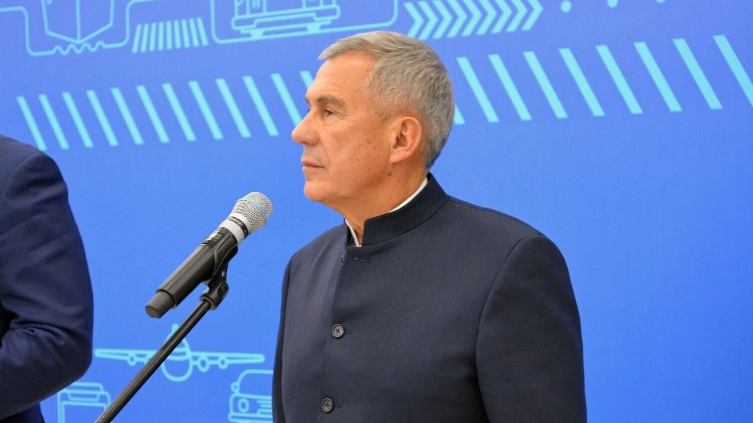 Глава Татарстана Рустам Минниханов