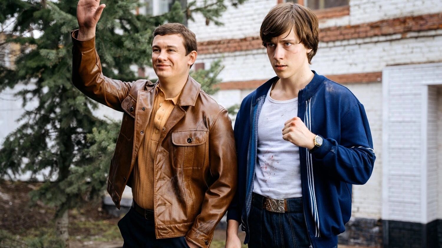 кадр из сериала «Айда»