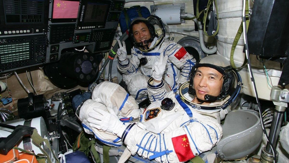 Космос по-китайски: от стиральной машины до лунной базы