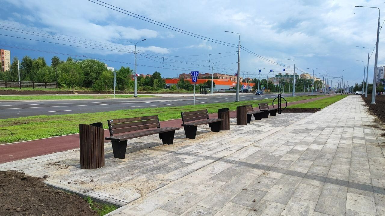 Группы лавочек появились вдоль бульвара Архитекторов