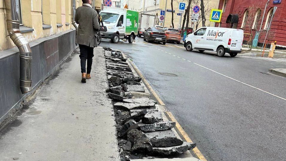 Апрельская перекладка асфальта