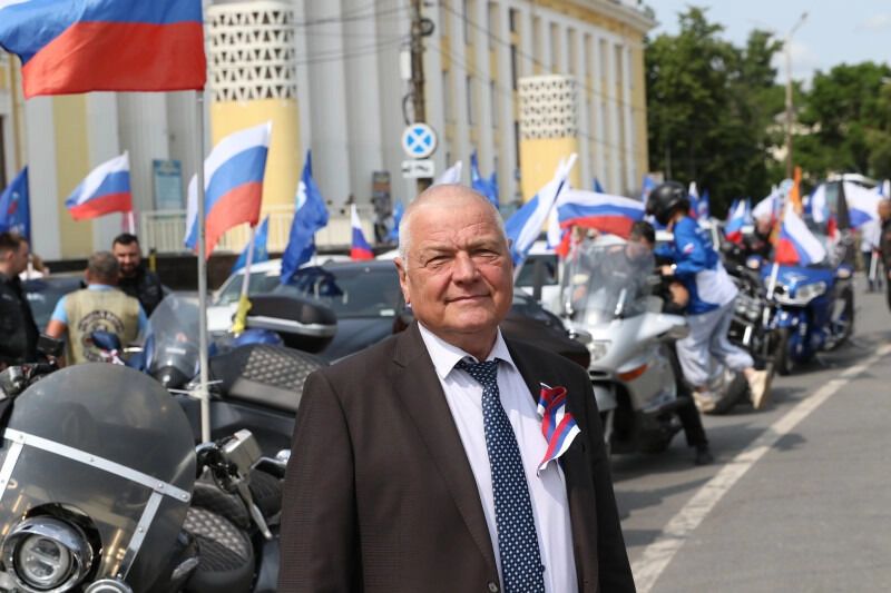 Владимир Тарасов