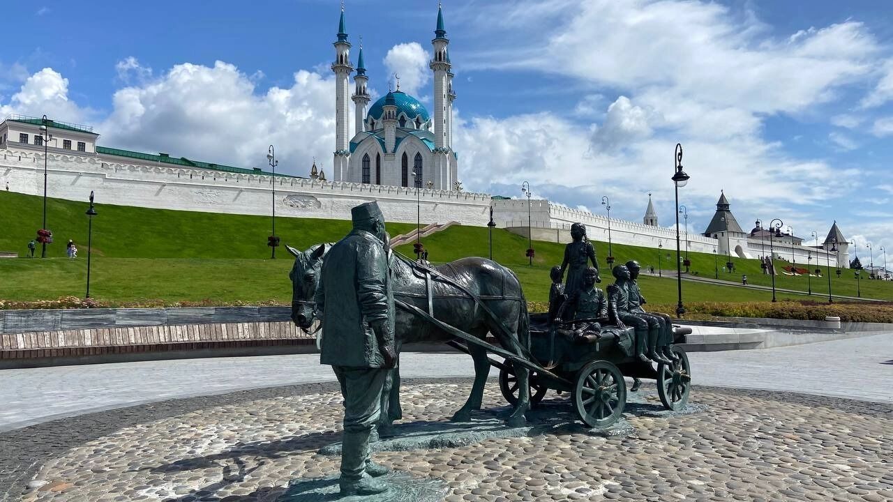 Благотворитель