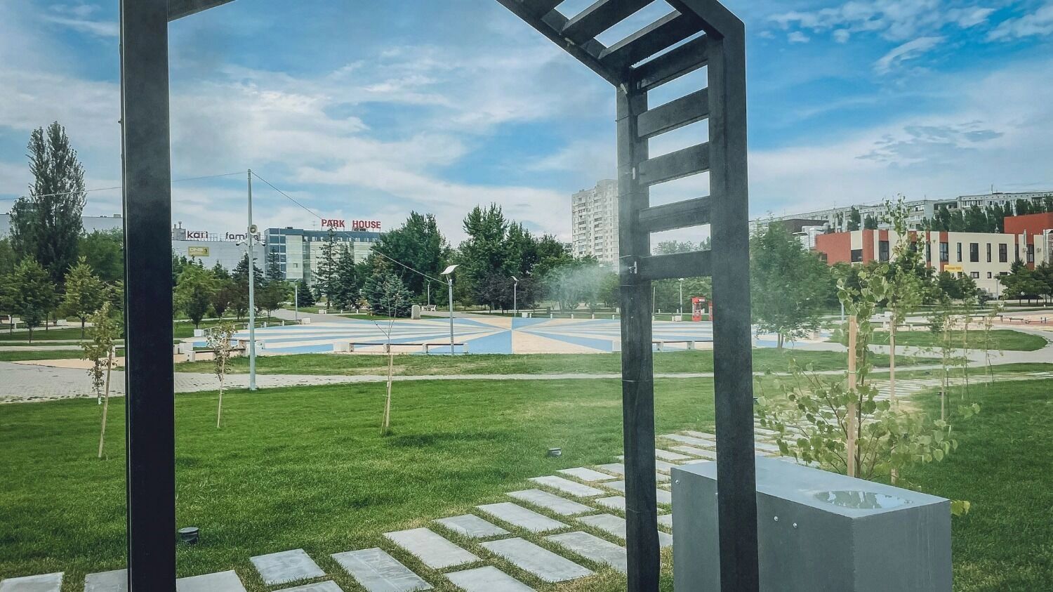 В парке есть где освежиться