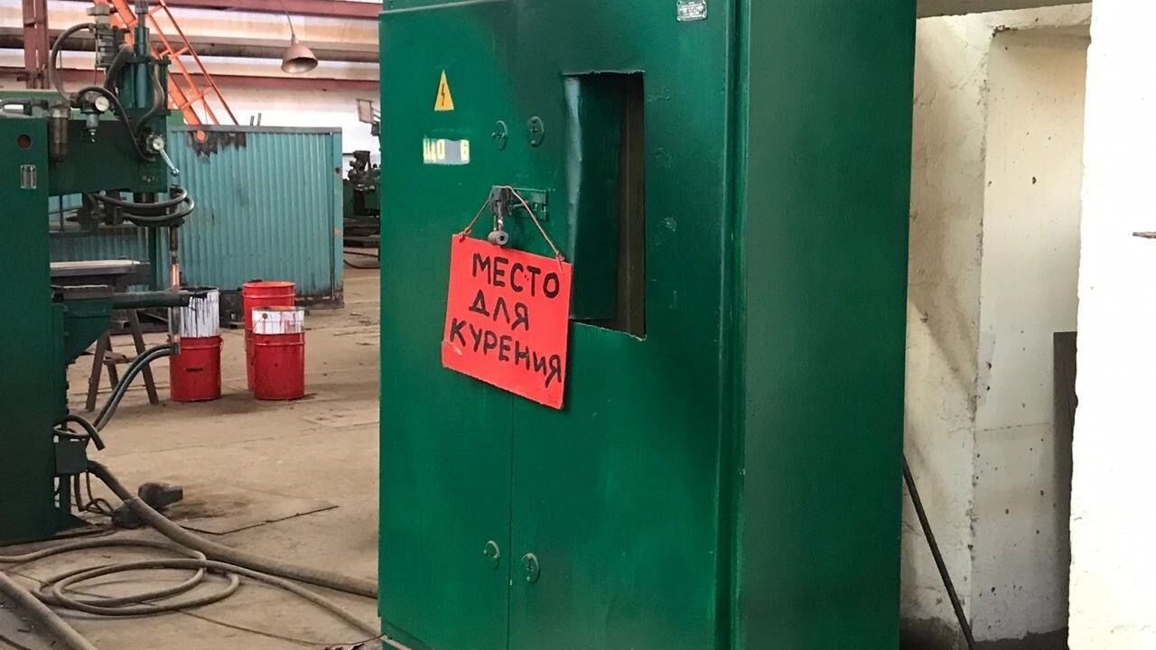 Меньше всего нужно подвергать свой организм нагрузке из-за жары, курения, алкоголя