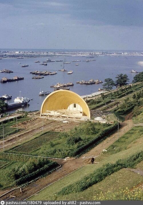 Ракушка на&nbsp;Волжском откосе в&nbsp;Нижнем Новгороде при СССР