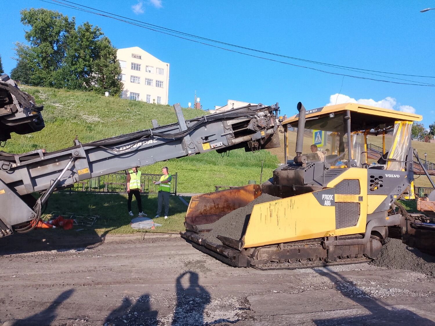 Подготовка основания под укладку новых словев асфальта