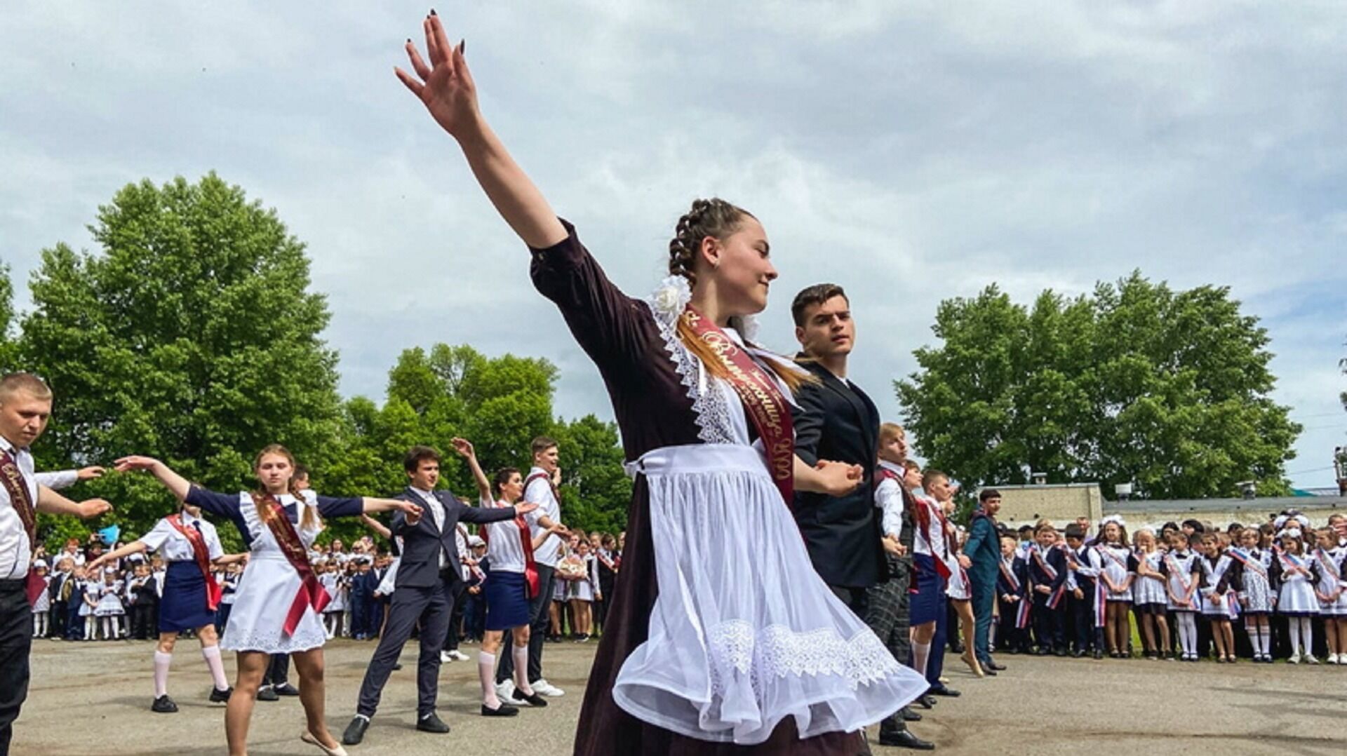 Выпускницы 