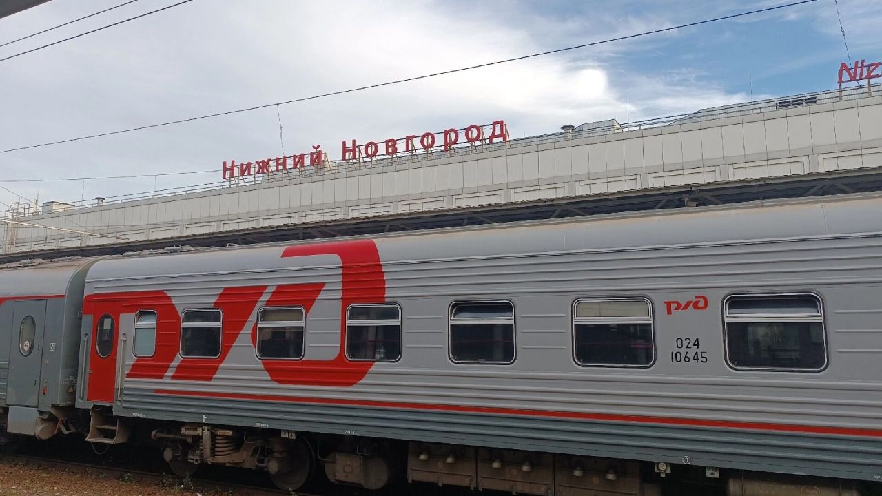 Ақша үшін басқа біреудің әйеліне арналған порно