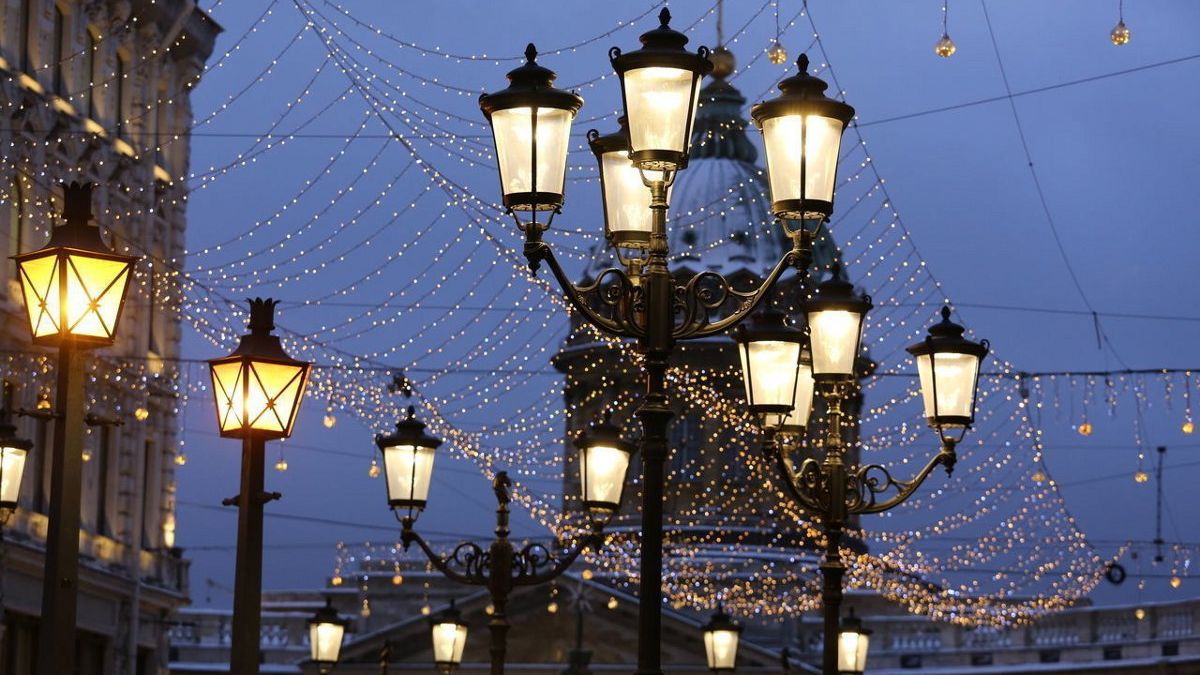 Модернизация уличного освещения сделала Петербург на 26% светлее