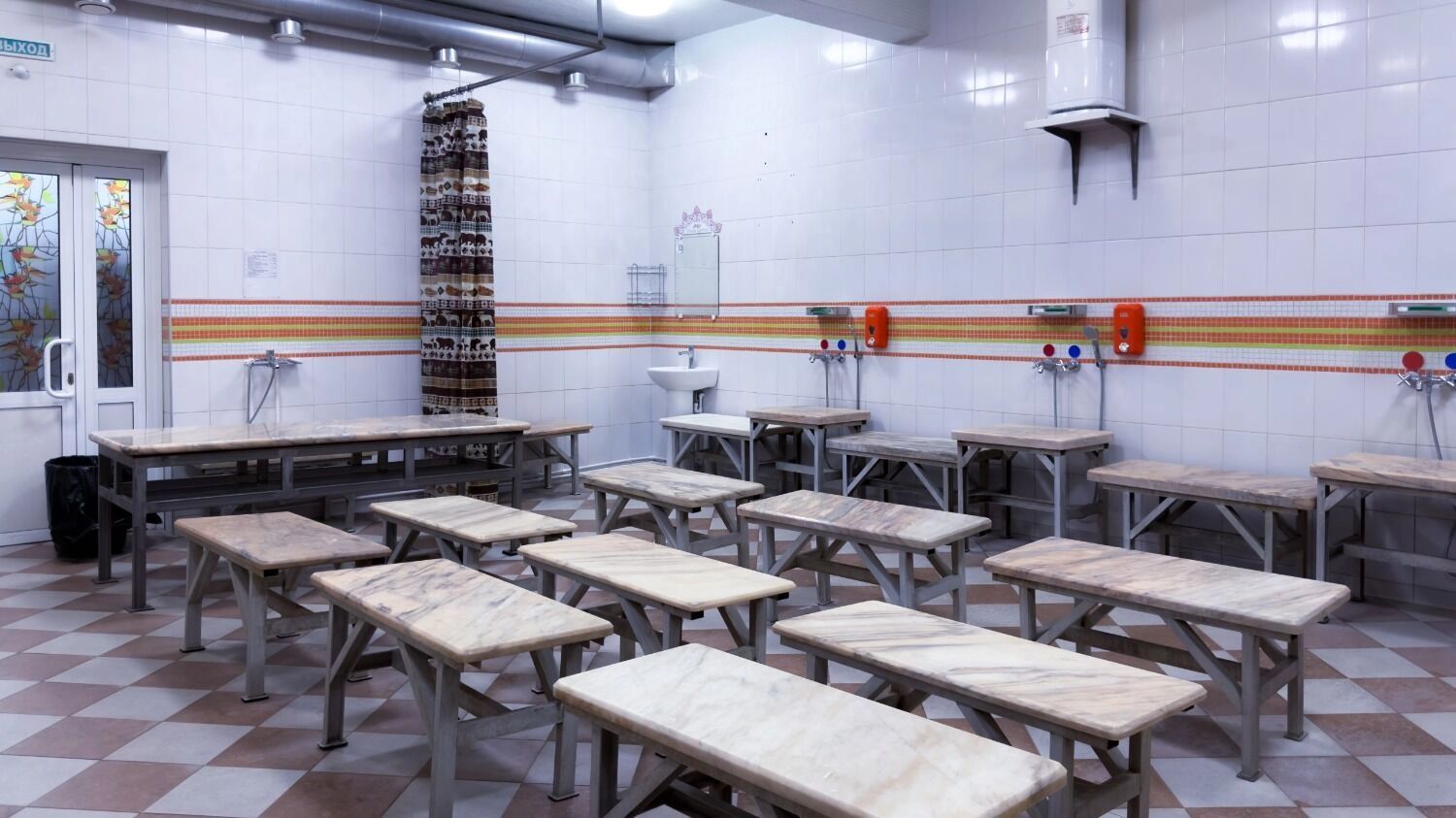 Николаевские бани были построены еще в начале прошлого века.