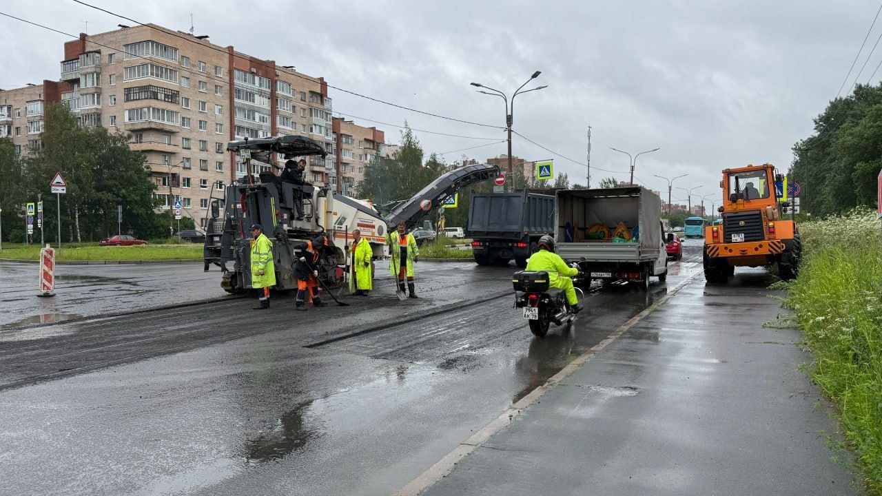 Осень в Петербурге стартует с массовых дорожных перекрытий Осень в Петербурге стартует с массовых дорожных перекрытий