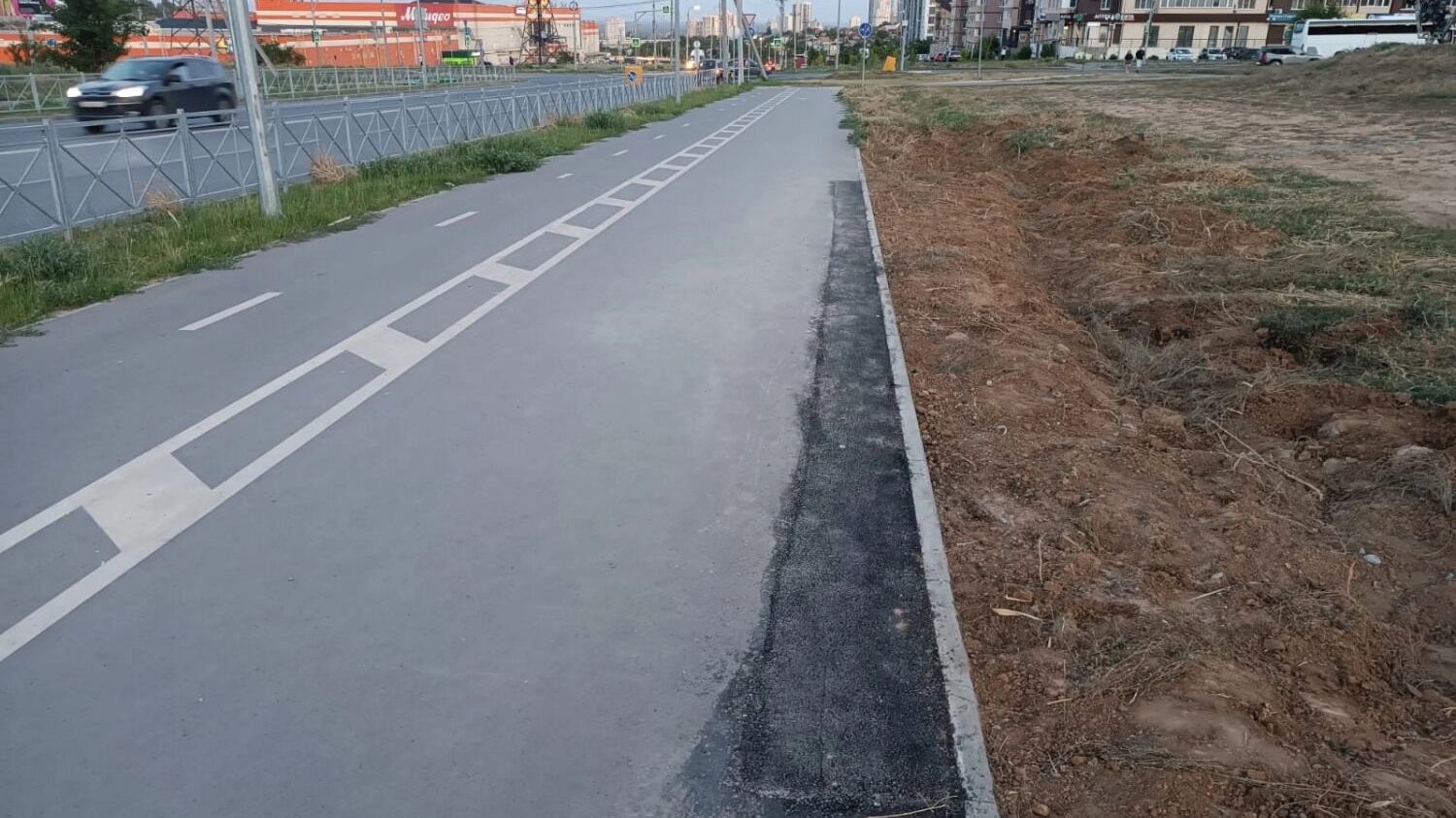 Ремонт асфальта на улице Гамзатова