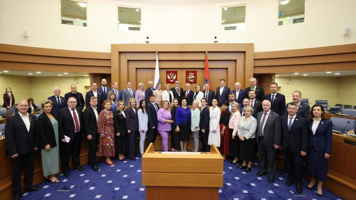 Бюджет Москвы принимает Мосгордума