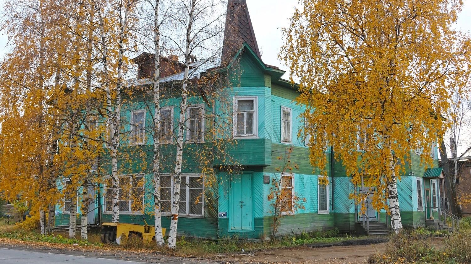 Куда ехать осенью в отпуск на Русский Север? Личный опыт на авто вдоль Северной Двины