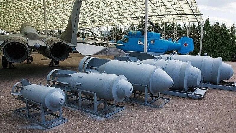 Российские ВВС используют целый арсенал управляемых авиабомб