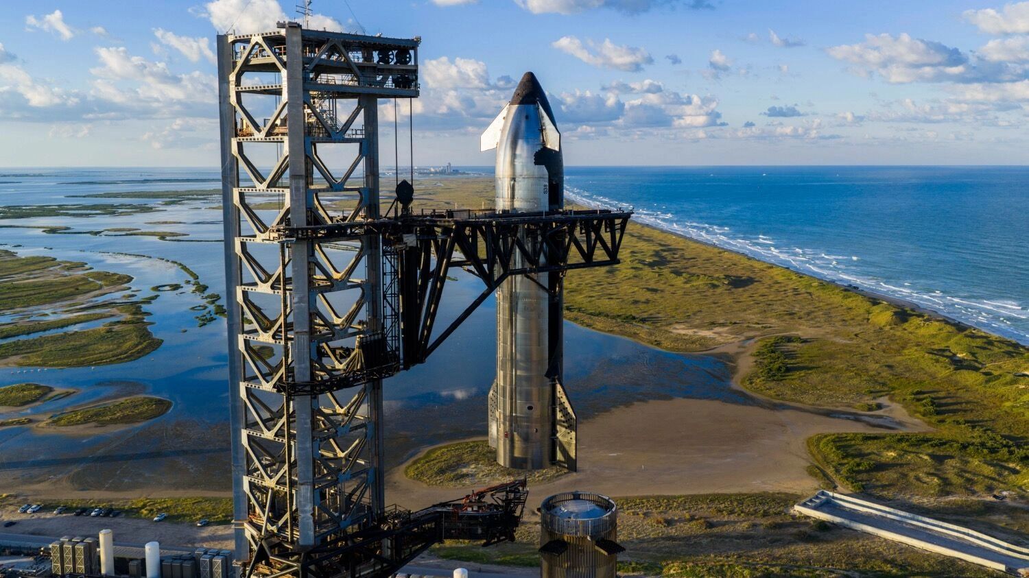 Реванш Илона Маска: Starship V2 успешно взлетел. Что дальше?