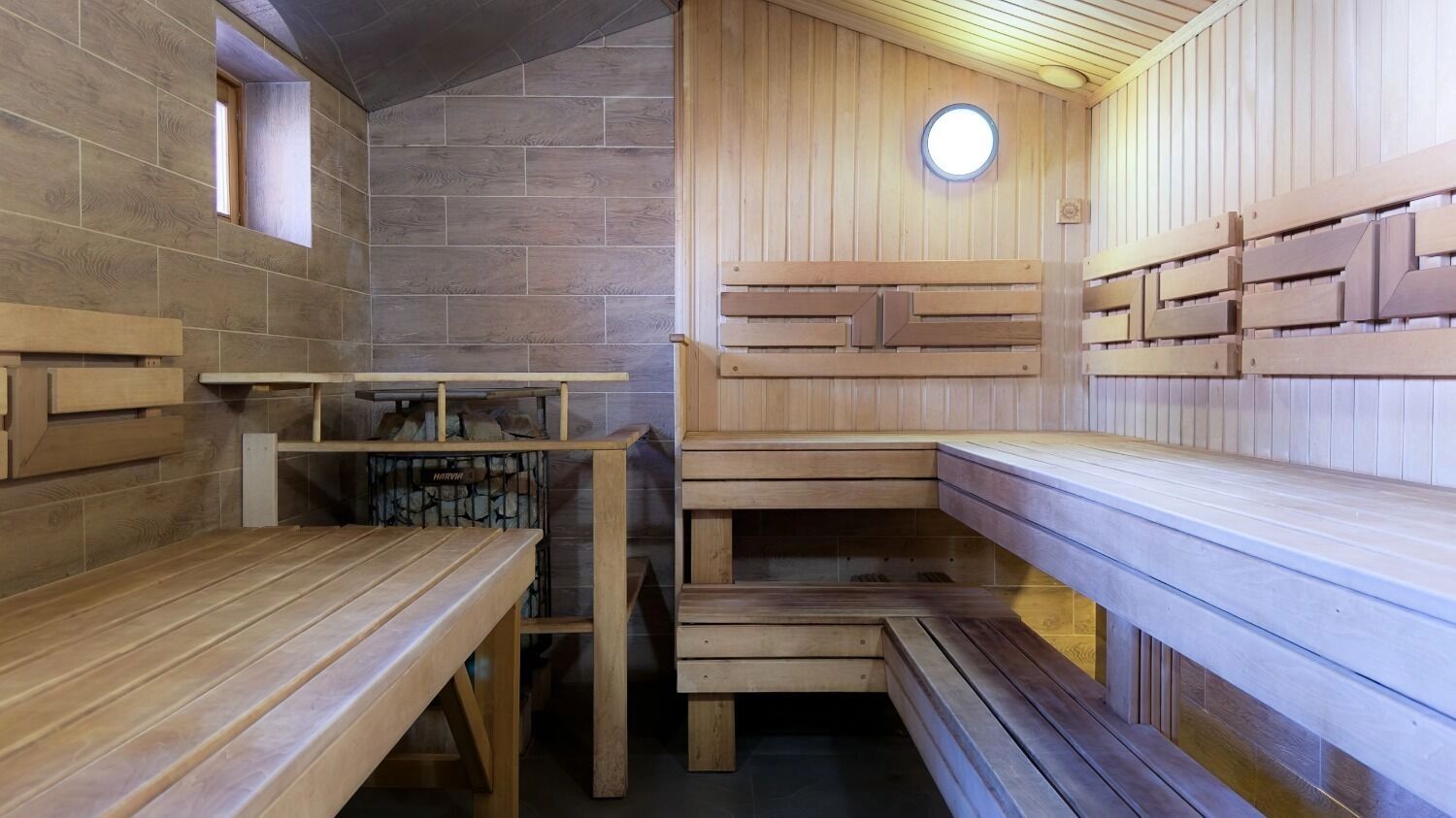 Николаевские бани были построены еще в начале прошлого века.