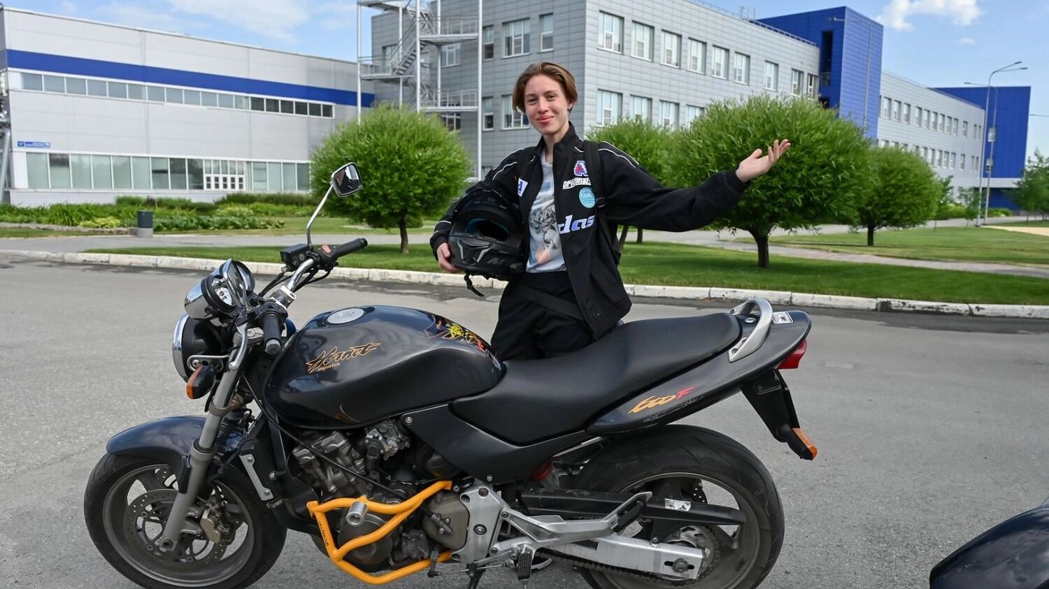 Алина