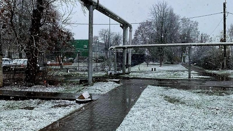 Белгородскую область накрыл снег. Где уже образовались «сугробы»?