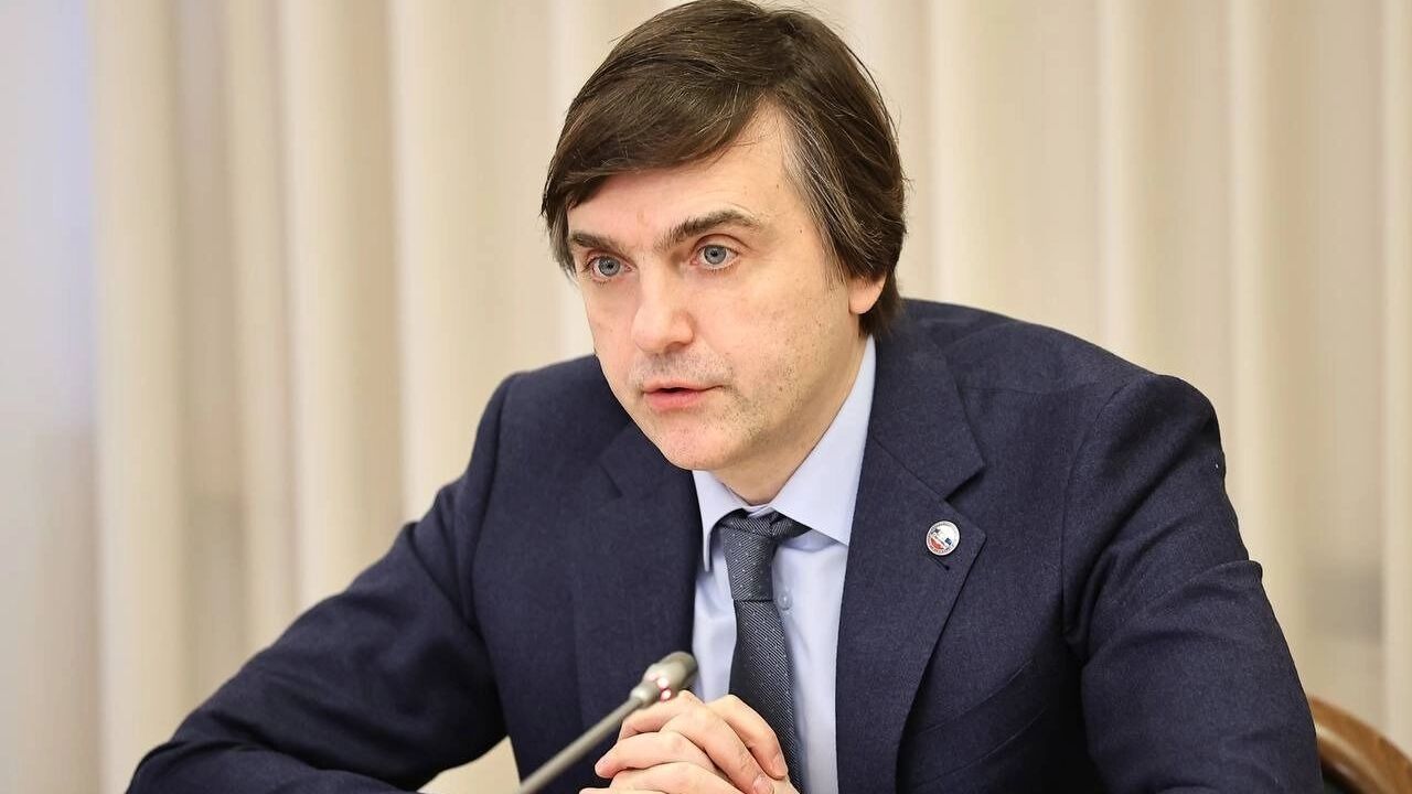 Сергей Кравцов заявил, что только 1-3% выпускников педвузов перестают работать по специальности после трудоустройства