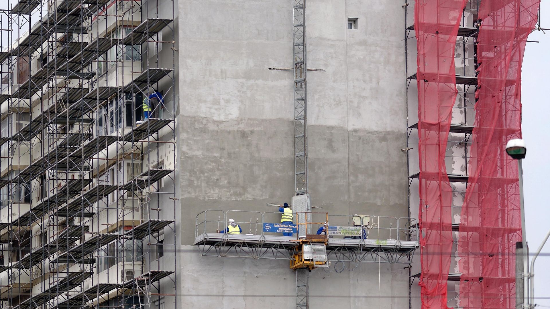 Петербуржцы накопили долгов за капремонт почти на 6 млрд рублей