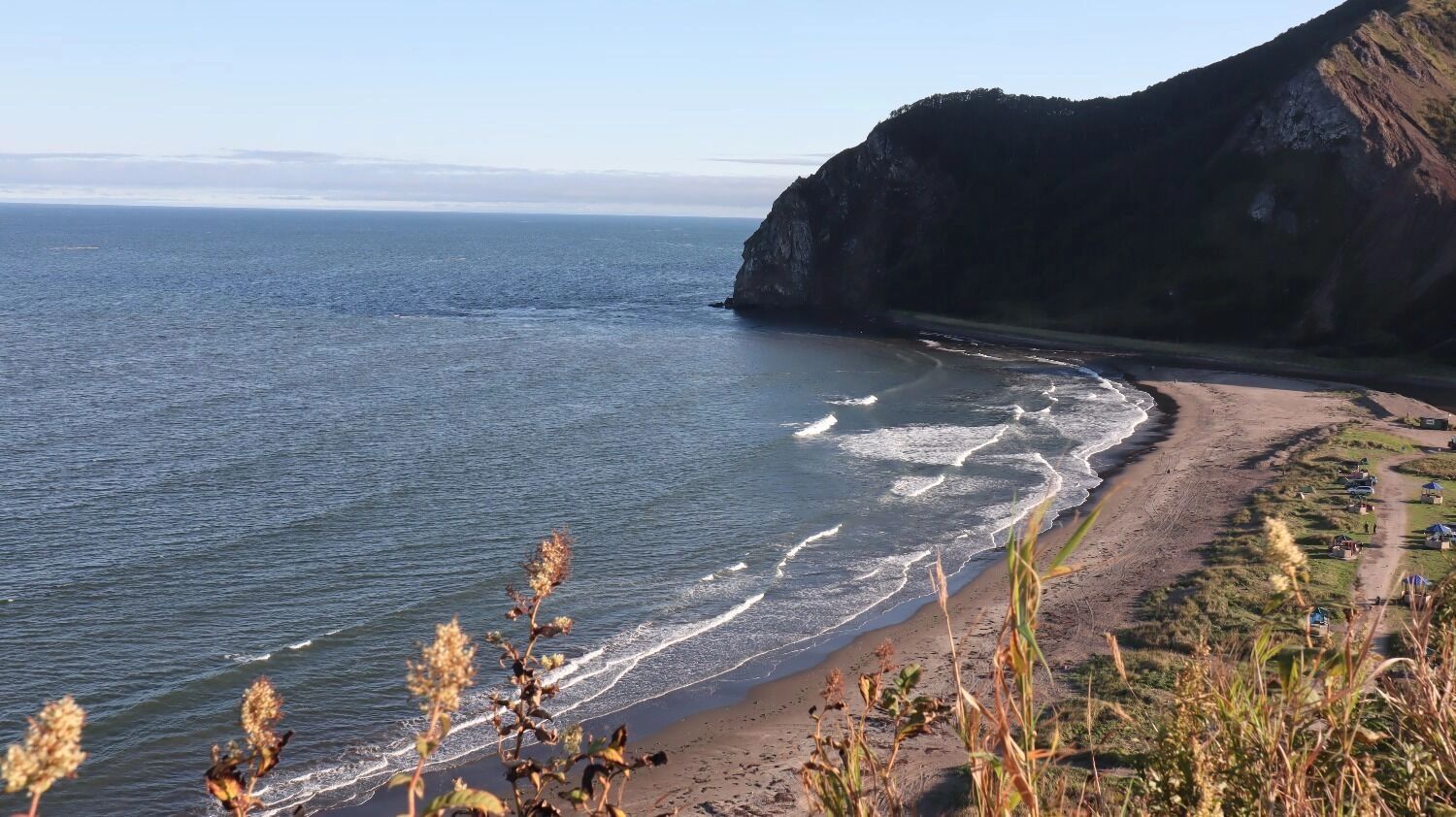 Бухта Тихая на Сахалине