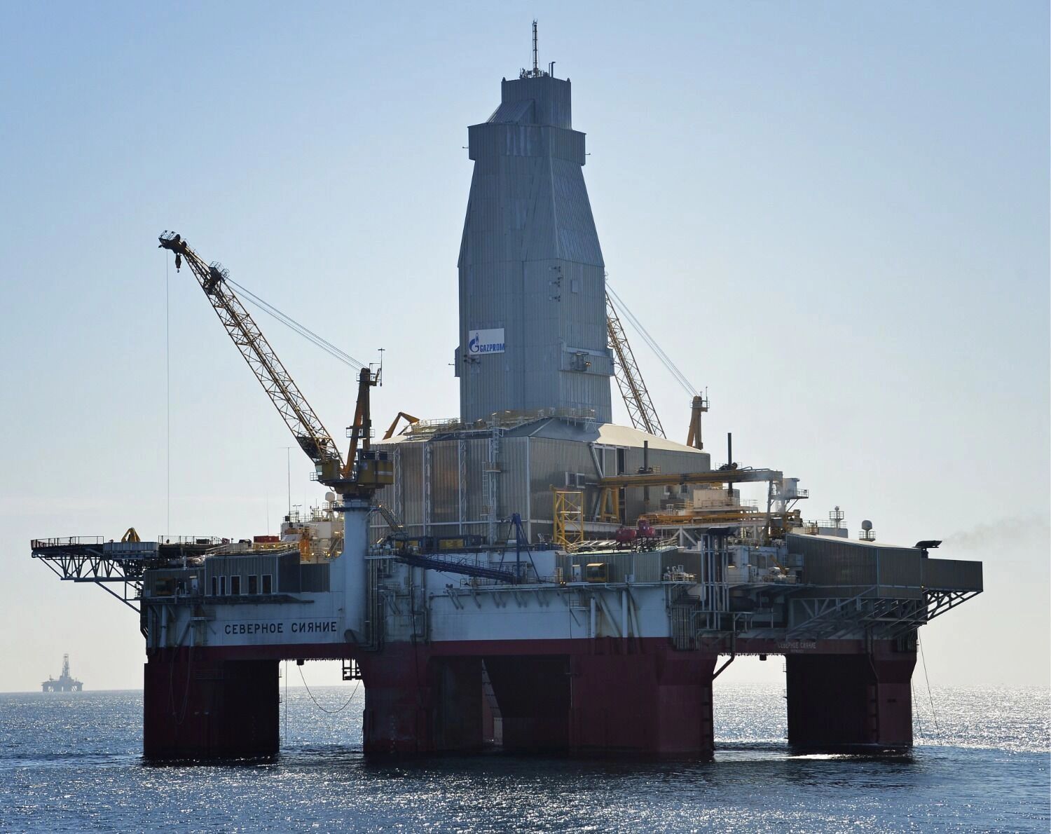 Оператором проекта «Сахалин -2» была до 2022 года голландская Shell