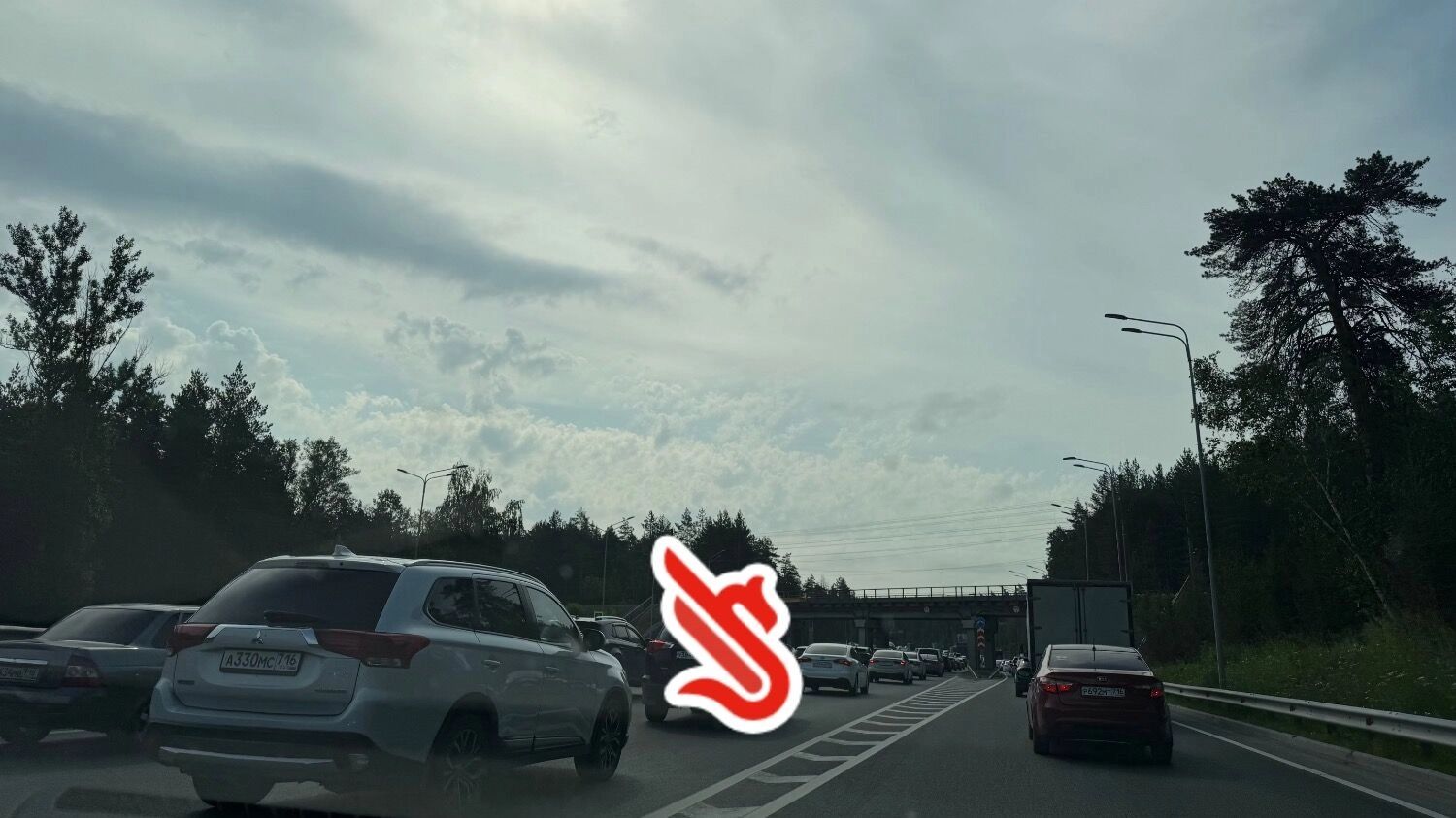 Пробки на&nbsp;Горьковском шоссе могли возникнуть из-за застройки окраин