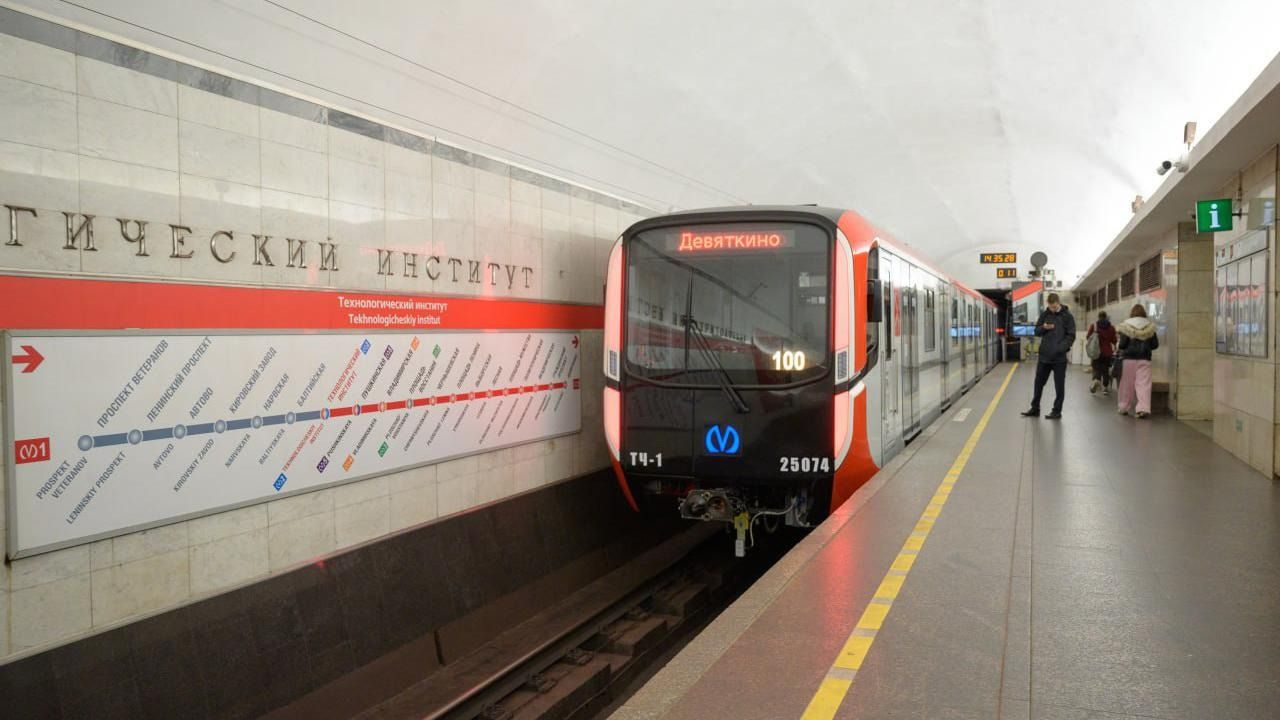 dcc3d1e6d45c4f7c6faf5ae78accb0aa622937f9528069ad2e4ddf94c7fb.jpg