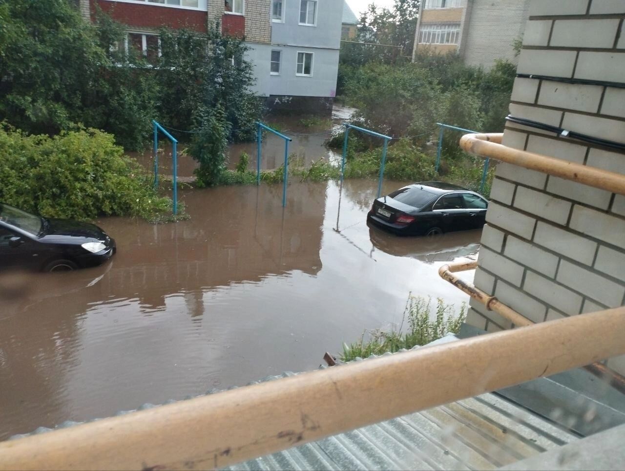 Последствия ливня с градом в Арзамасе