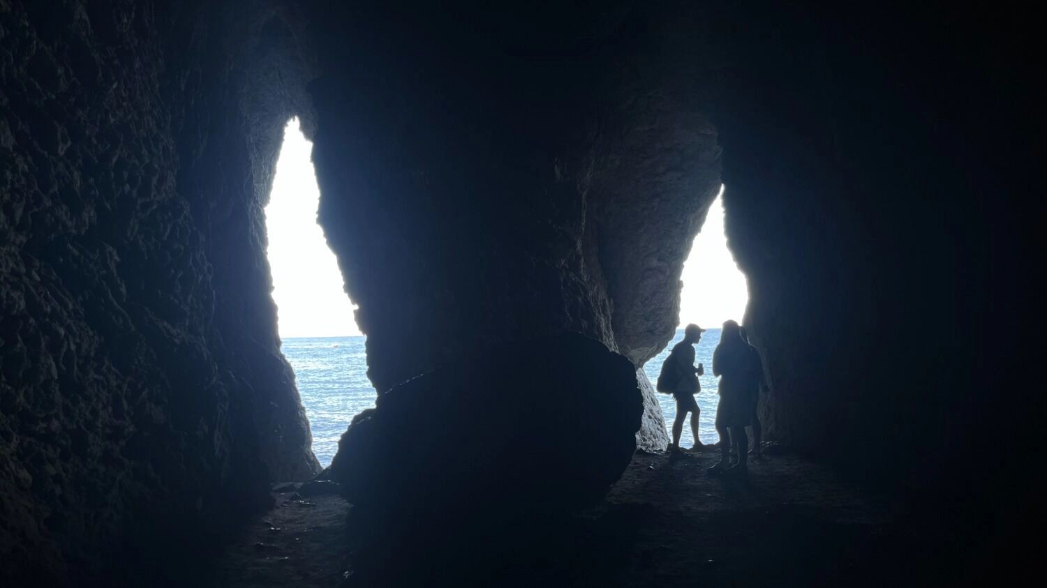 Сквозной грот