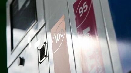 Правительство продлило полный запрет на&nbsp;экспорт бензина