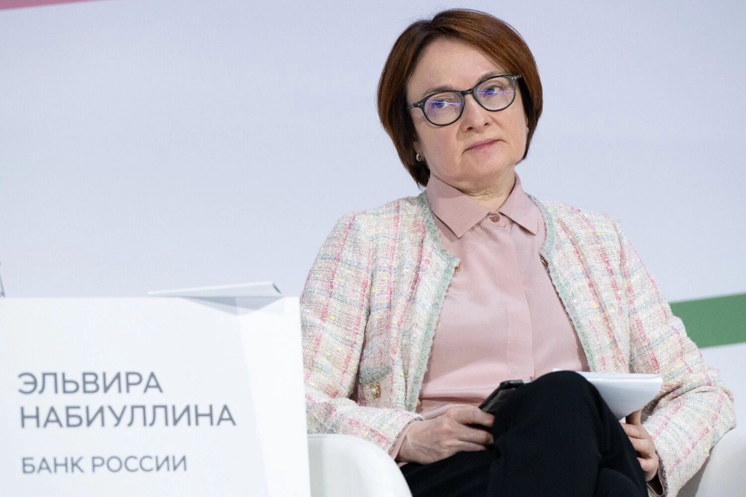 Семейная ипотека только для богатых? В России сократят льготную программу