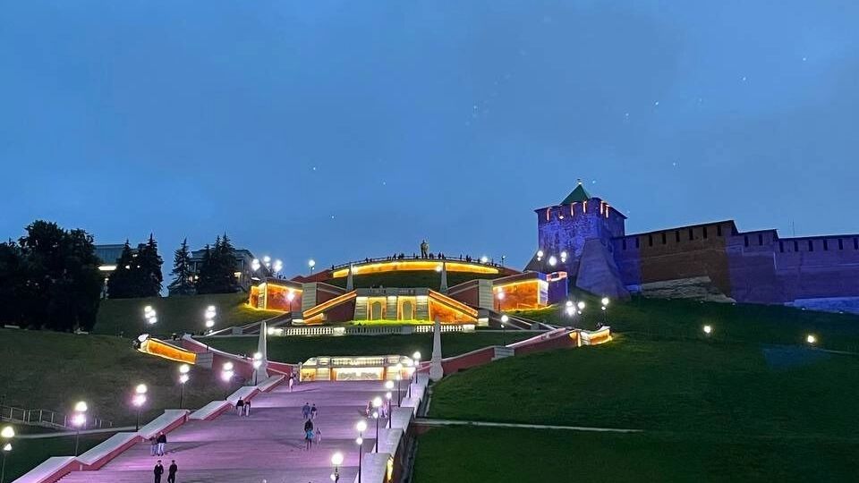 Чкаловская лестница, вид снизу.