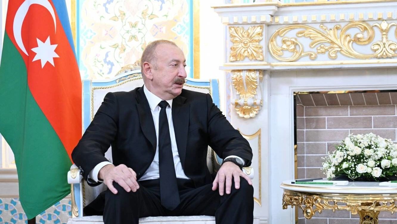 Отработала ПВО: Путин назвал причины катастрофы самолета AZAL