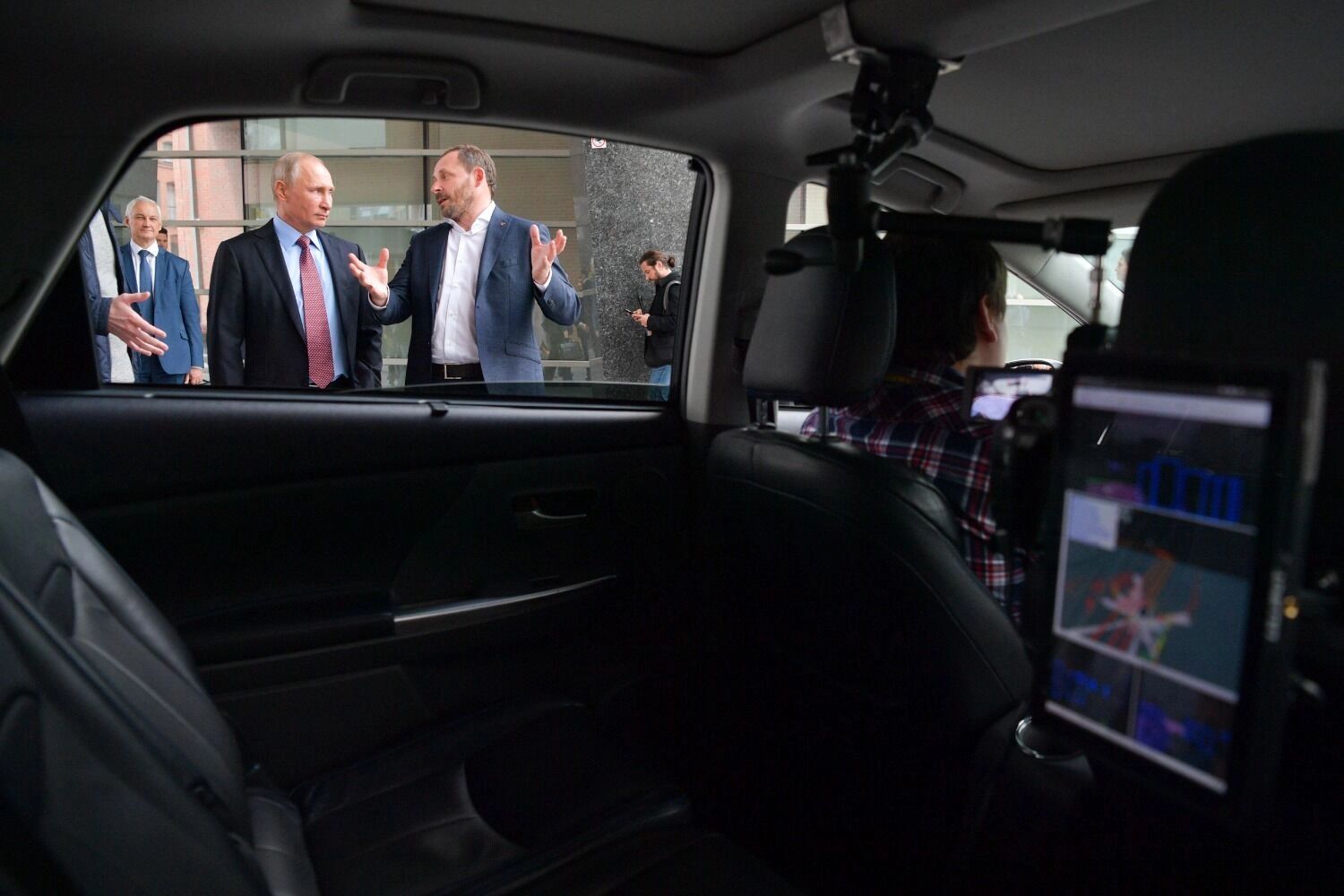 «О боже, это взрыв!» Эксперт IT — o том, почему Nebius Воложа невозможен в России