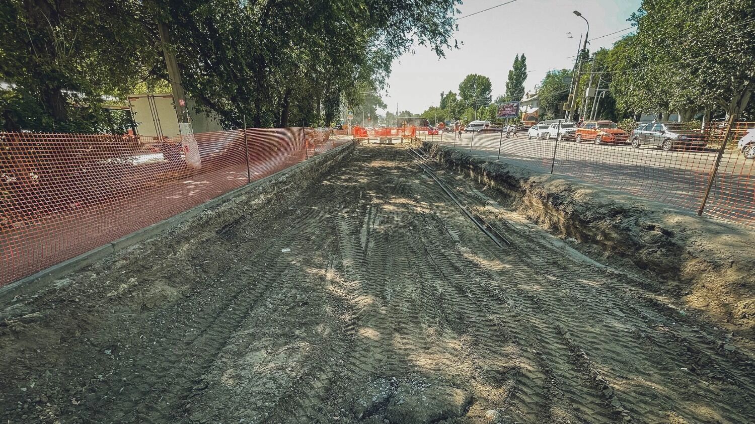 Дорожные работы на улице Ангарской