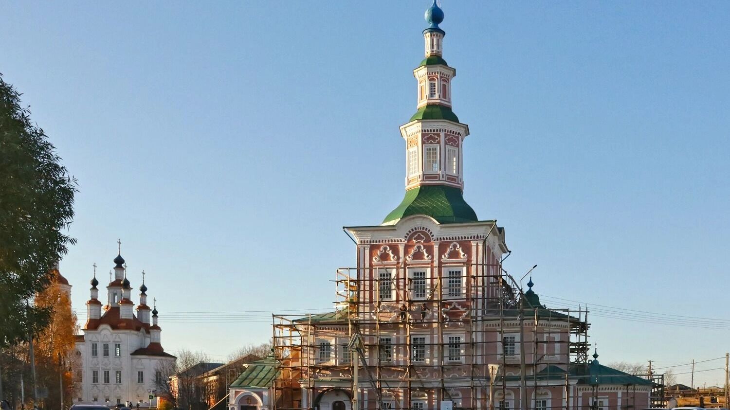 Куда ехать осенью в отпуск на Русский Север? Личный опыт на авто вдоль Северной Двины