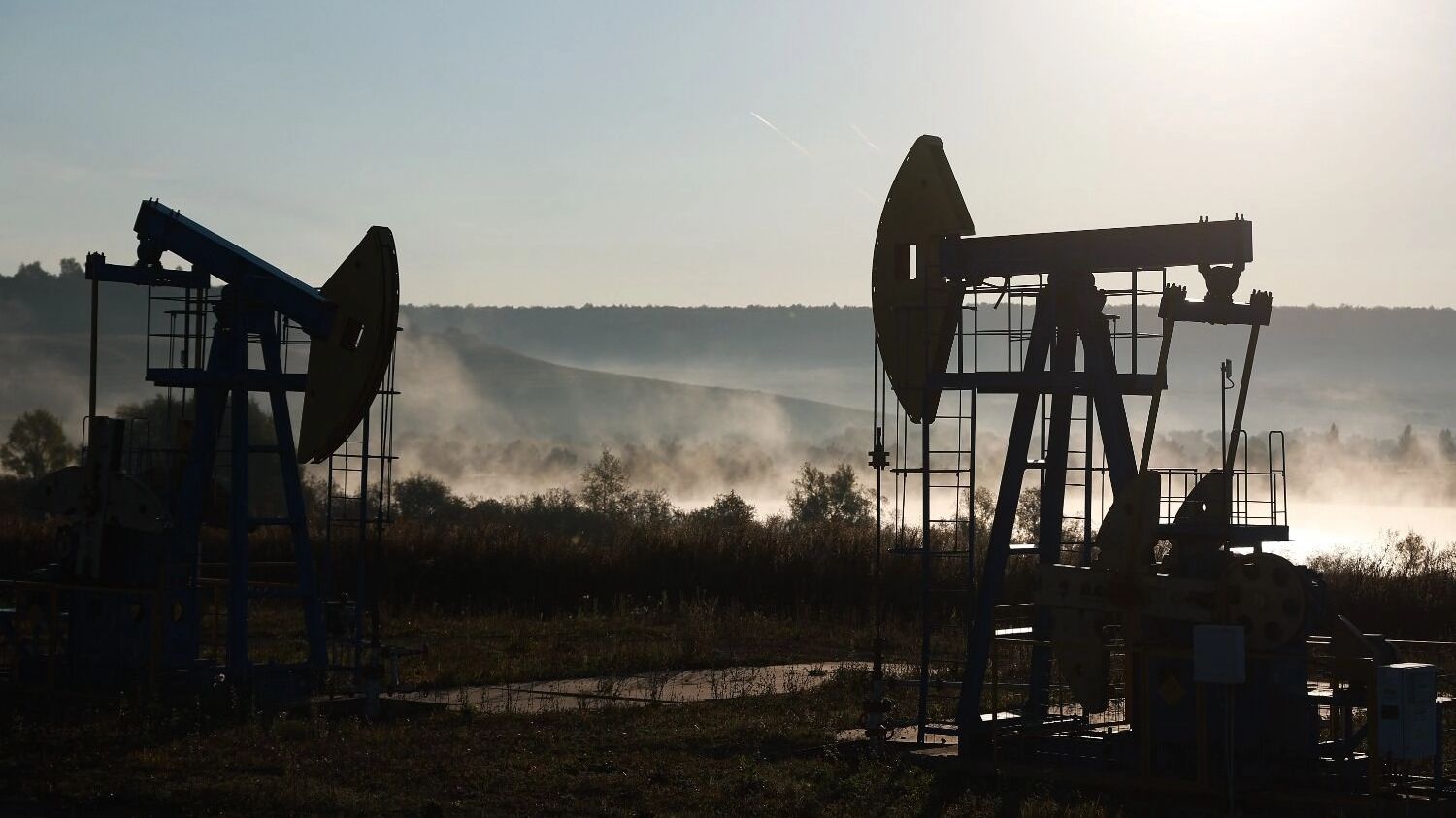 Нефтегазовые доходы федерального бюджета сократятся вдвое