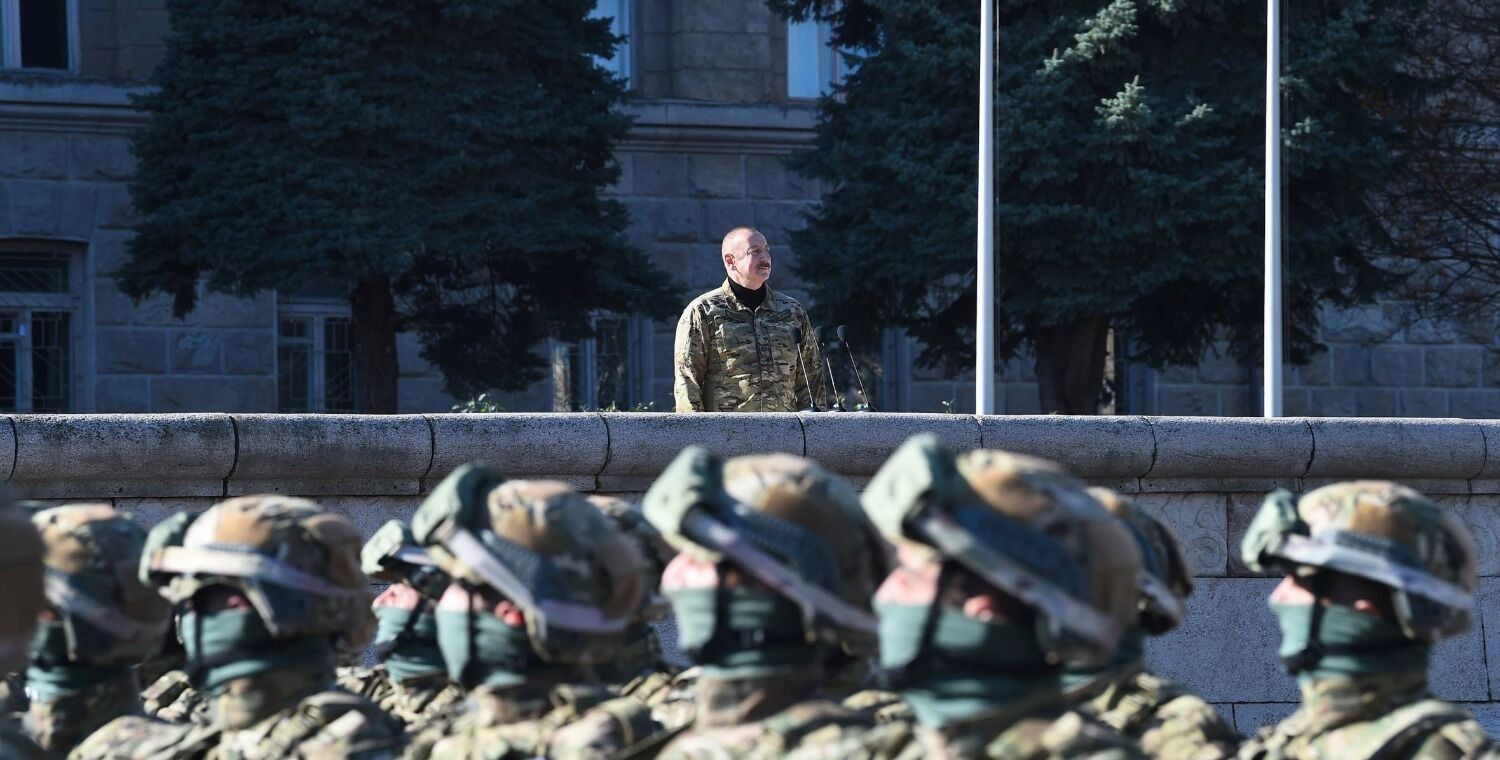 Диктатор или национальный лидер?