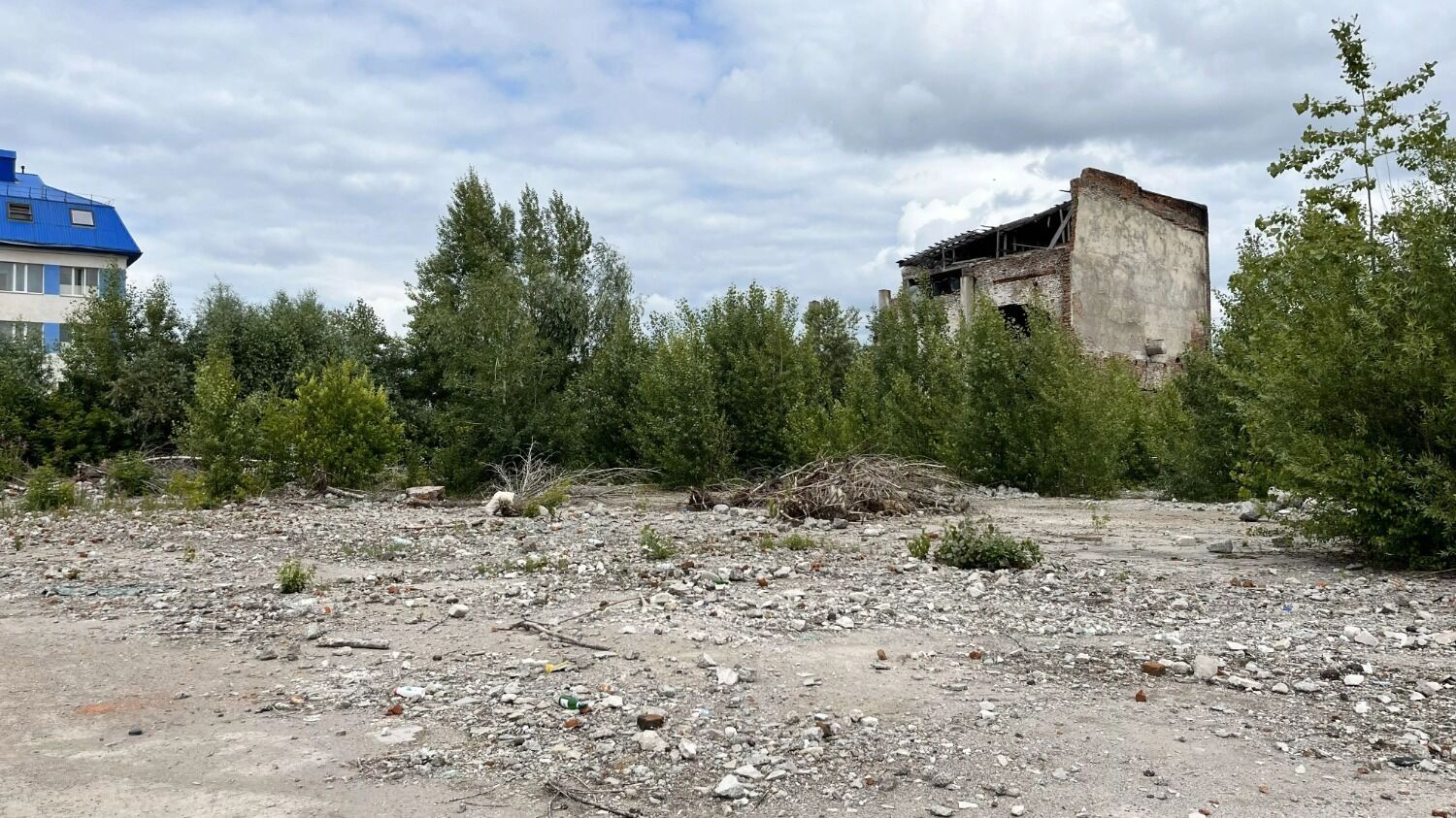 Территория бывшего ТЦ&nbsp;«Адмирал»