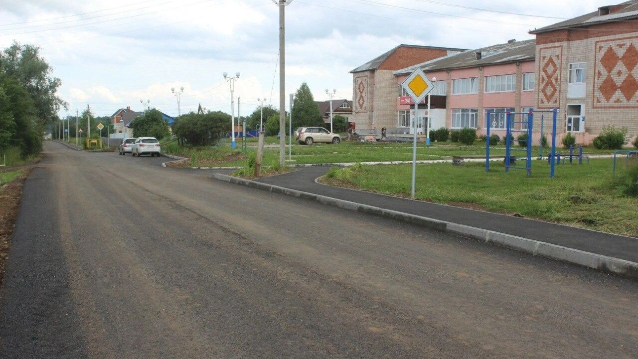 Ремонт дорог проверили в Сарапульском районе Удмуртии