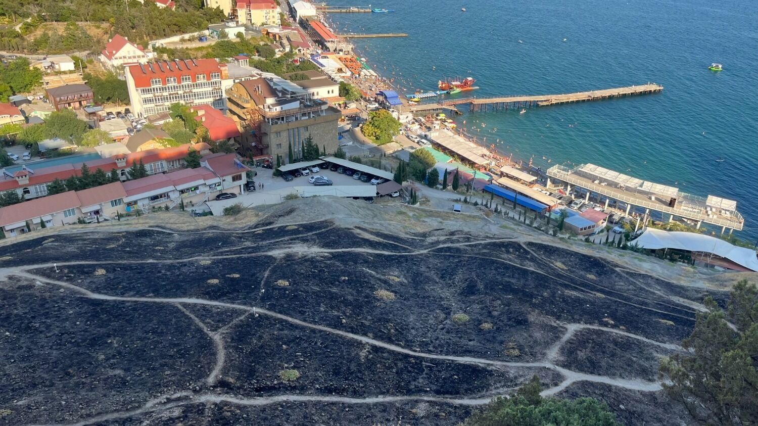 Вид со смотровой площадки Генуэзской крепости