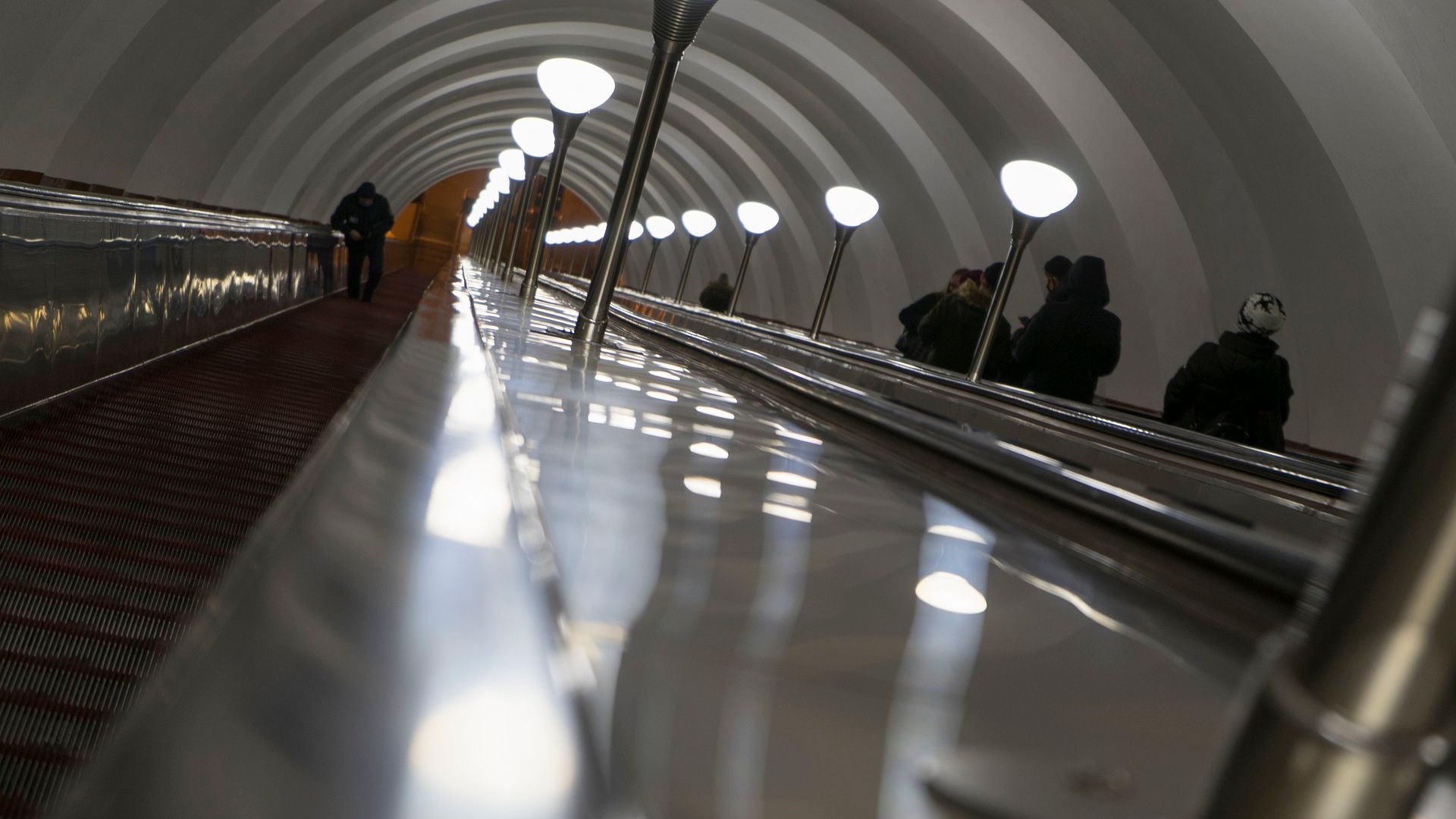 Вход в метро «Нарвская» в Петербурге частично перекроют на три месяца