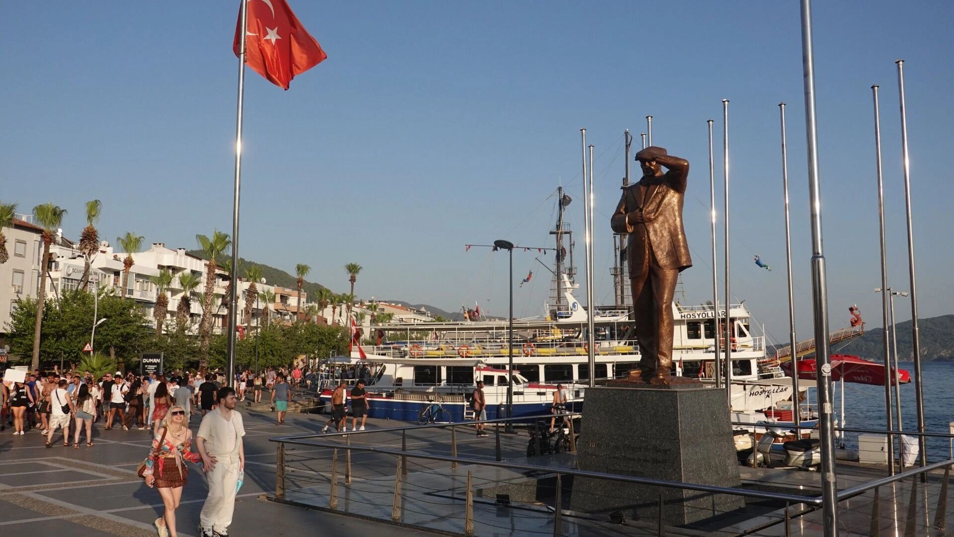 Дешевле, но не дешево: туры в Турцию и Египет падают в цене от высшей отметки