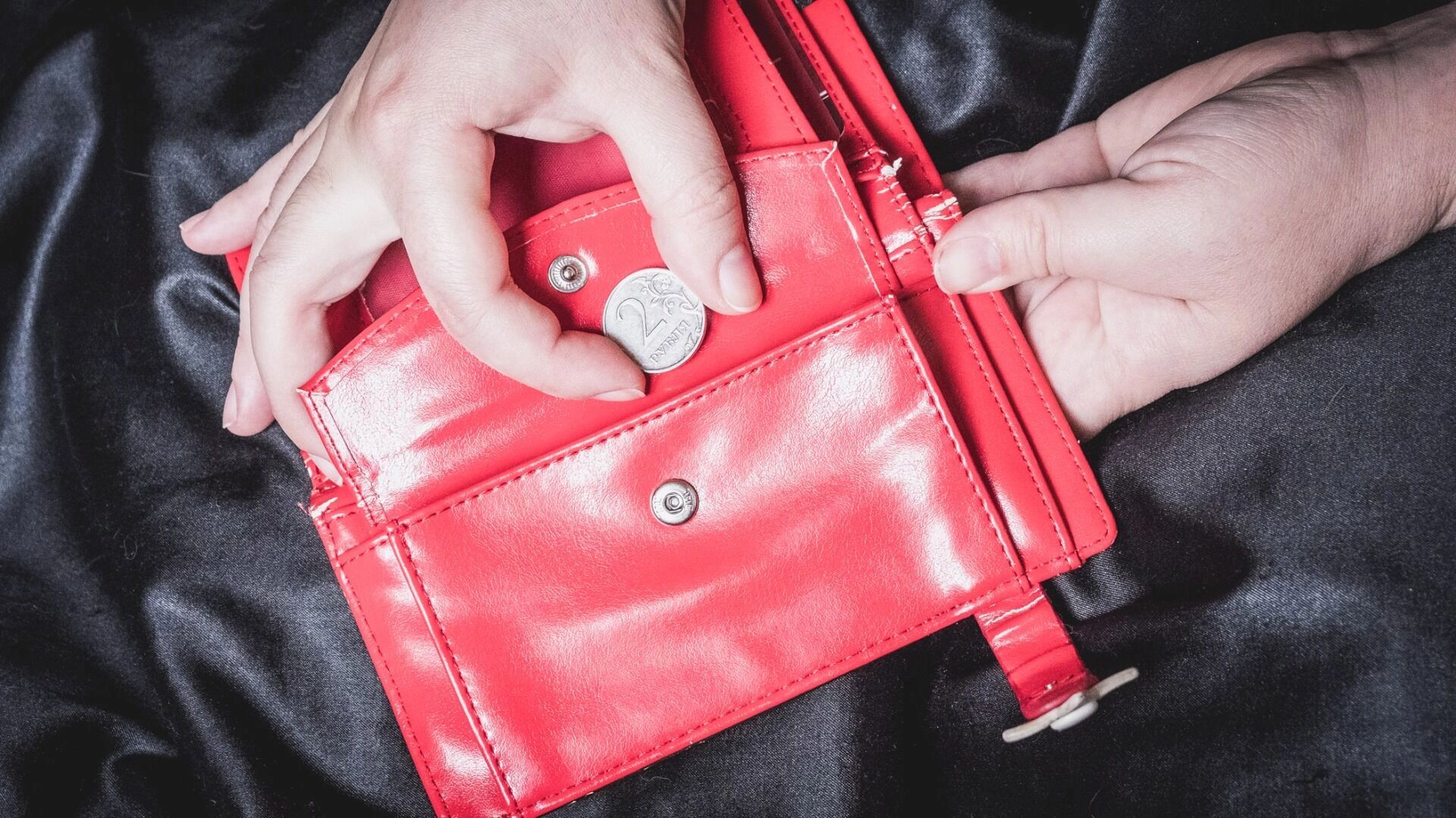 Январское «похмелье» для кошелька: что делать, если праздник оказался слишком дорогим