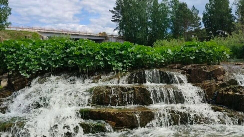 Здесь можно полюбоваться текущей водой